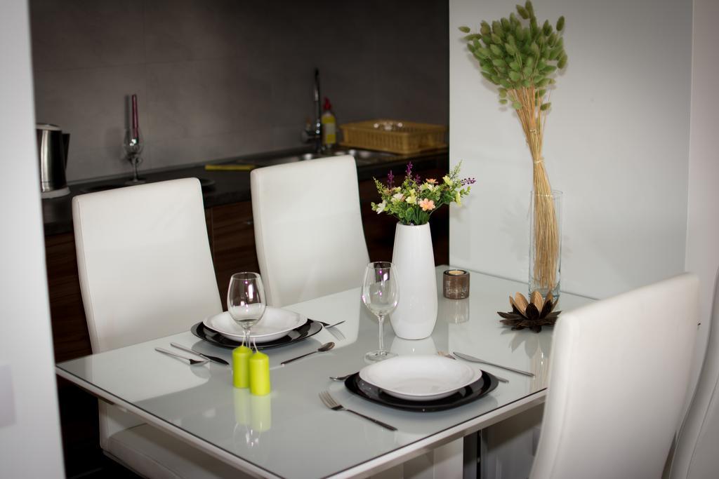 Apartment Mercedes Belgrad Oda fotoğraf
