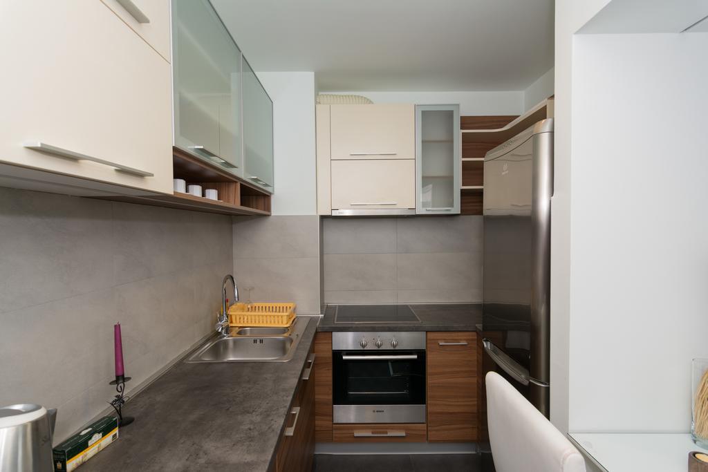 Apartment Mercedes Belgrad Oda fotoğraf